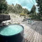 Вилла Scenic Fjord With Terrace, Minutes From Pulpit Rock Йёрпеланн