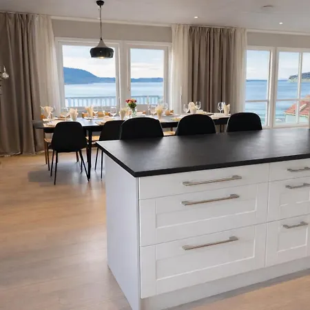 Scenic Fjord With Terrace, Minutes From Pulpit Rock *