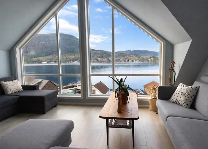 וילה Scenic Fjord With Terrace, Minutes From Pulpit Rock