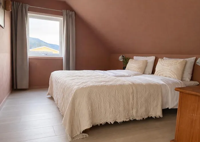 Scenic Fjord With Terrace, Minutes From Pulpit Rock * Jørpeland