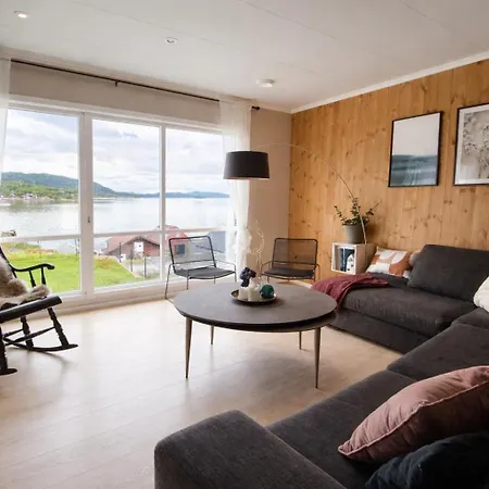 Scenic Fjord With Terrace, Minutes From Pulpit Rock * Jorpeland